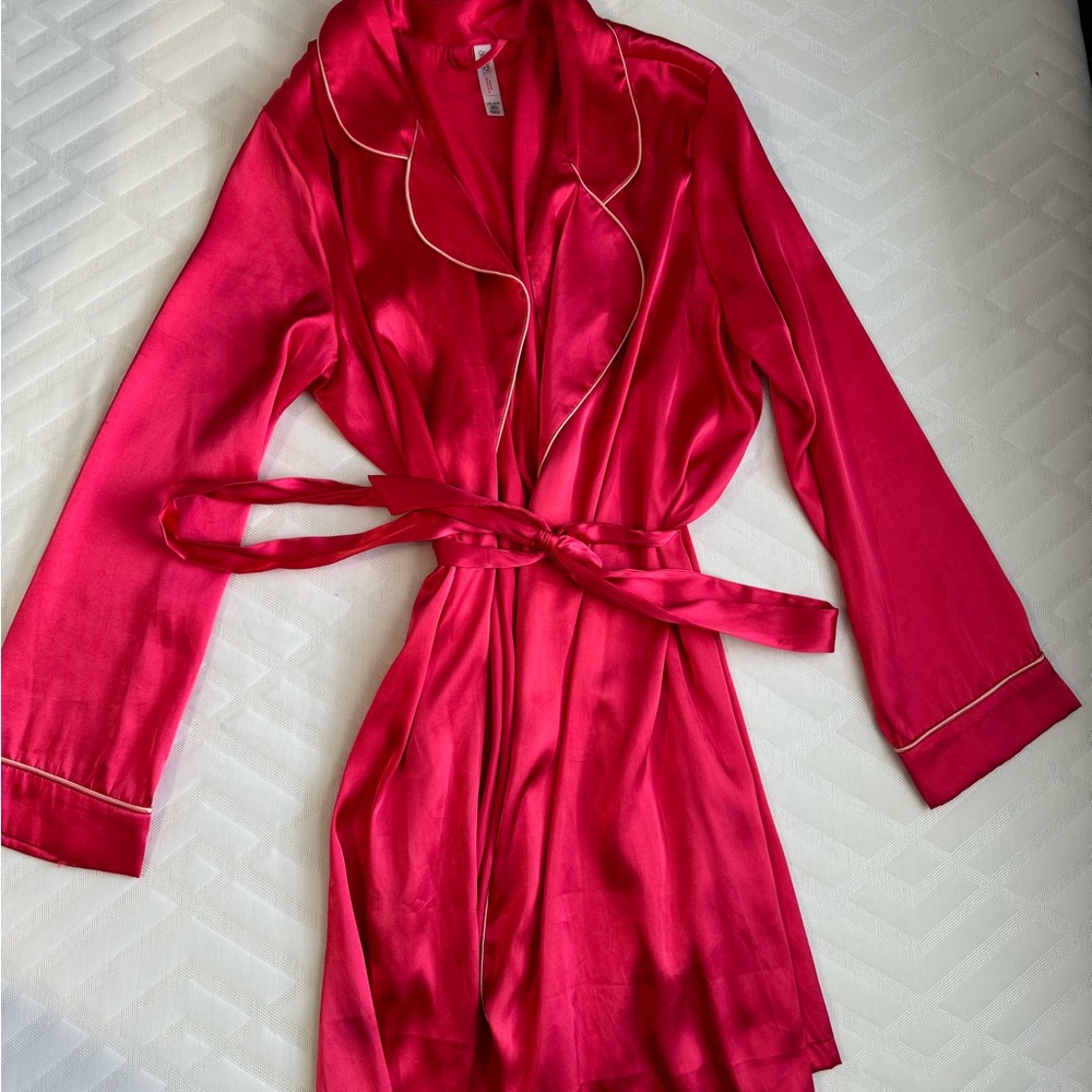 Satin elegant robe